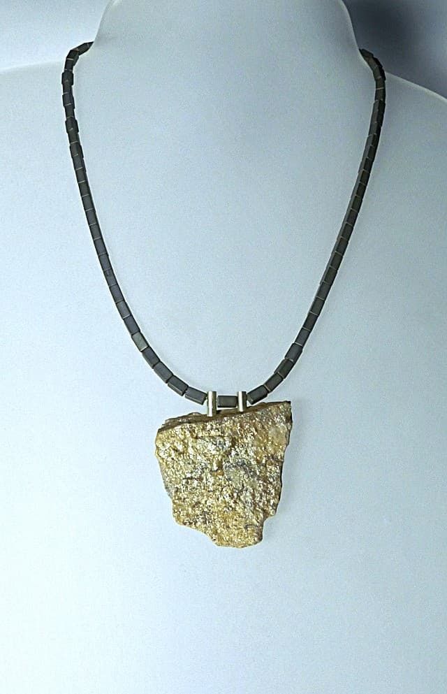 12185-Anhänger-Kette-145€-47cm-Granat Glimmerschiefer-Hämatin-Silber