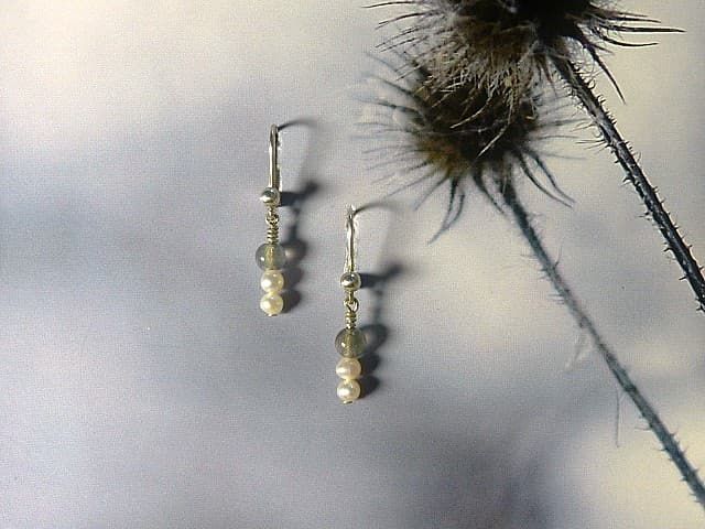 12629-Ohrschmuck-56€-3cm-Labradorit-Süßwasserzuchtperlen-Silber