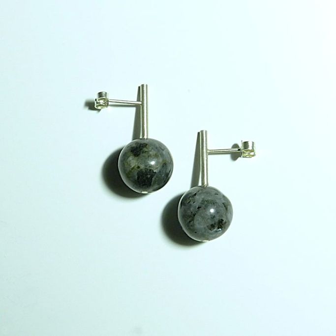 12354-Ohrschmuck-86€-3cm-Labradorit-Silber