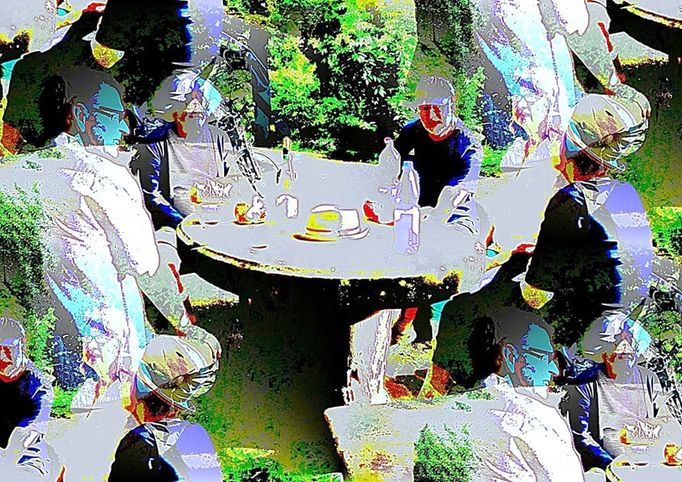 Picknick am Musikpavillon im Staatspark Wilhelmsbad