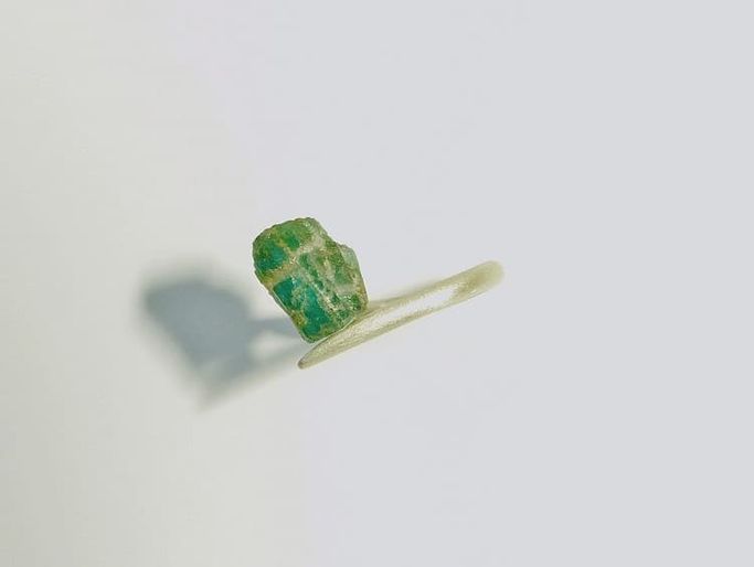 12792-Ring-144€-Gr57-Smaragd-Silber