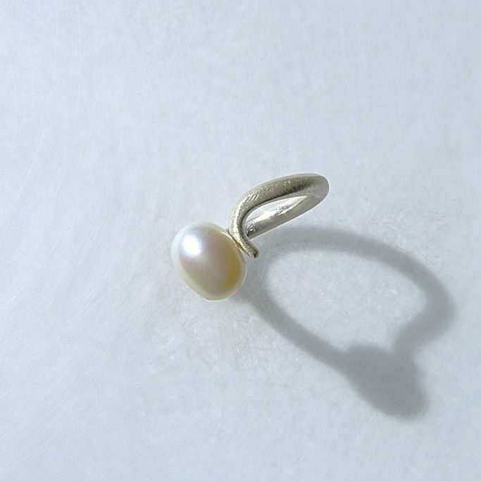 12784-Ring-140€-Gr52-Süßwasserzuchtperle-Silber