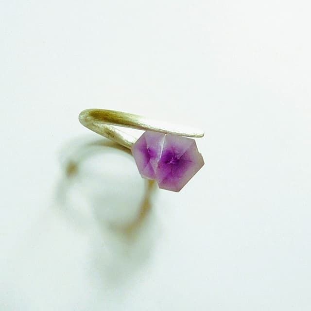 12011-Ring-127€-Gr53-Amethyst Rohkristalle 1,5cm-Silber