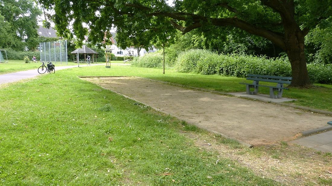 Pétanque-Treff im Burggarten Hanau-Steinheim
