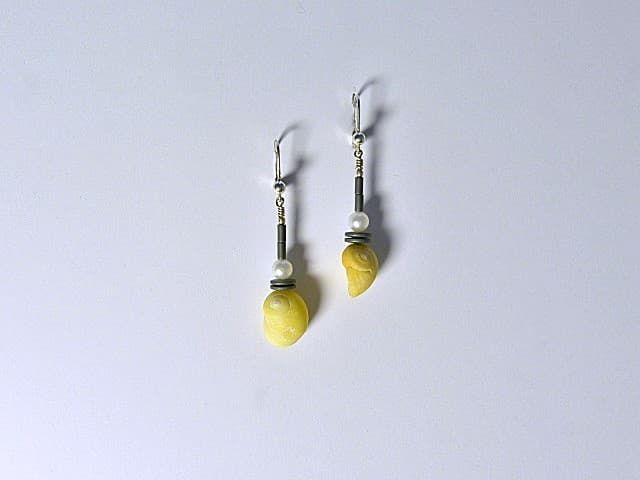 12634-Ohrschmuck-66€-5cm-Wasserschnecke-Süßwasserzuchtperle-Hämatin-Silber