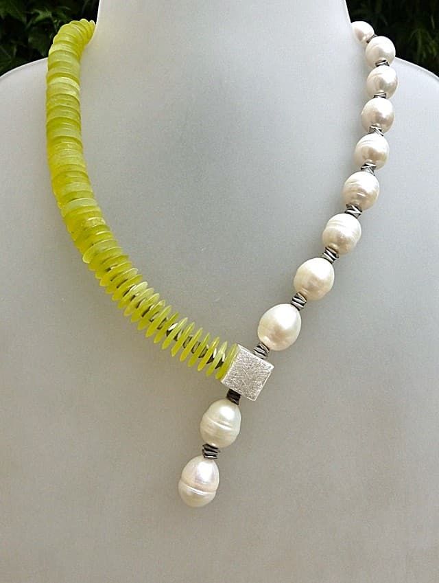 12252-Ypsilonkette-275€-44cm-Süßwasserzuchtperlen-Edelserpentin- Hämatin galvanisiert-Silber