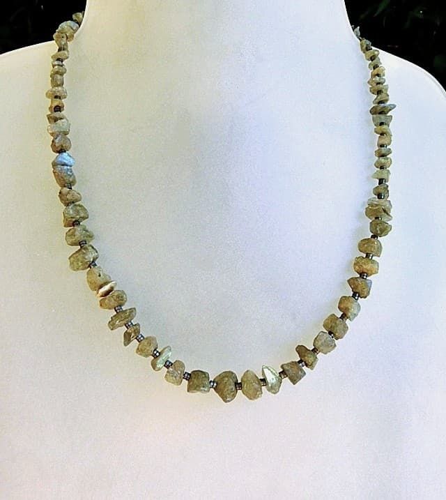 12435-Kette-118€-44,5cm-Labradorit-Hämatin-Silber