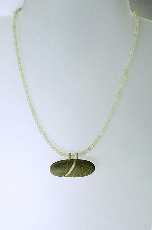 12319-Anhänger-Kette-136€-51cm-Kiesel-Serpentin-Süßwasserzuchtperle-Silber