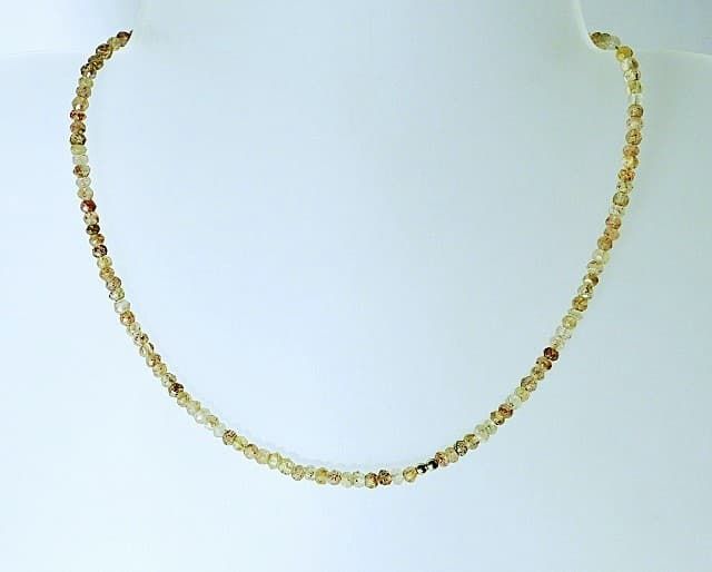 12201-Kette-127€-43cm-Eisenkiesel 4mm-Silber