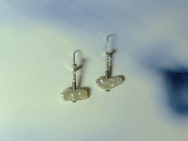 12605-Ohrschmuck-74€-3,3cm-Süßwasserzuchtperle-Hämatin-Silber