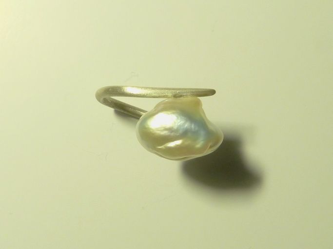 12604-Ring-190€-Gr64-Süßwasserzuchtperle-Silber