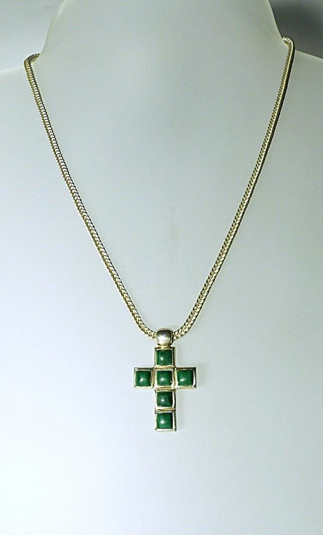 12481-Anhänger-Kette-142€-43cm- Malachit Kreuz 35mm hoch-Silber