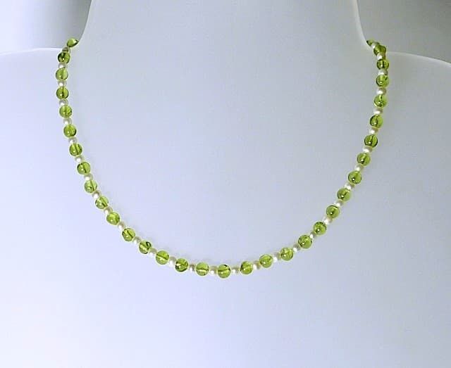 12420-Kette-146€-44cm-Peridot-Süßwasserzuchtperlen-Silber