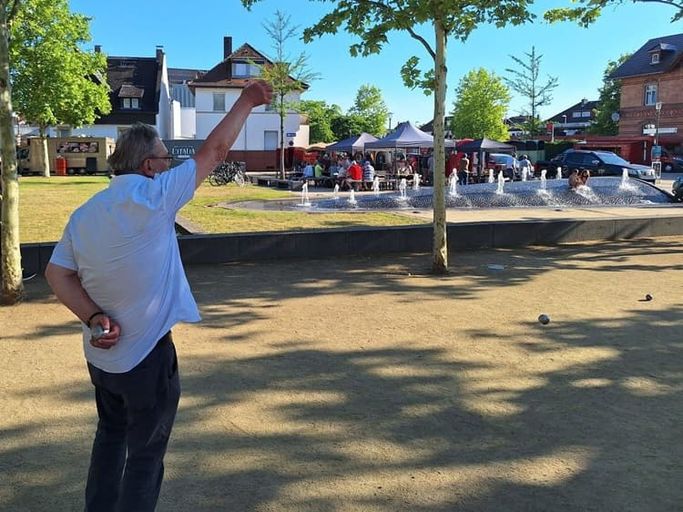 Lutz beim BOULE-Abend am Bahnhof in Heusenstamm