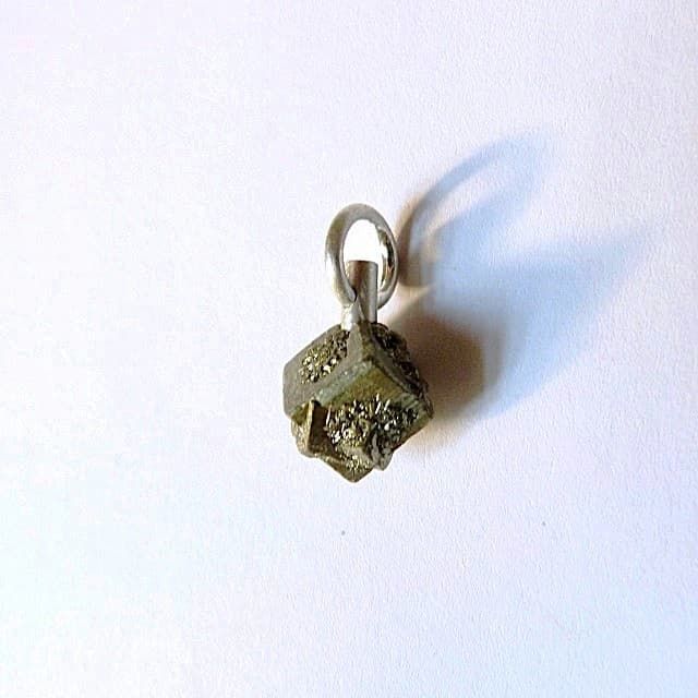 12194-Anhänger-58€-2,4cm hoch-Pyrit-Silber