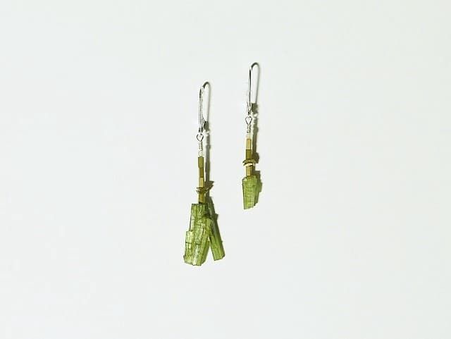 12243-Ohrschmuck-170€-5,6cm 4,3cm-grüner Turmalin-Serpentin-Hämatin galvanisiert-Silber