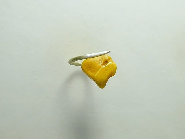 12146-Ring-128€-Gr56-Naturbernstein-Silber